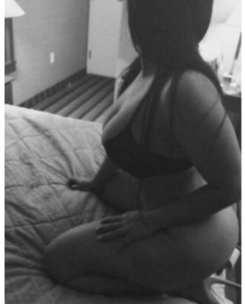 , 22  female escort, Regina