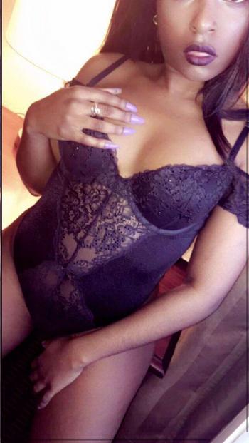 , 18  female escort, Regina