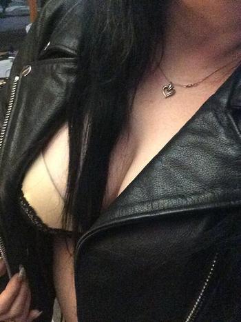 , 36  female escort, Regina