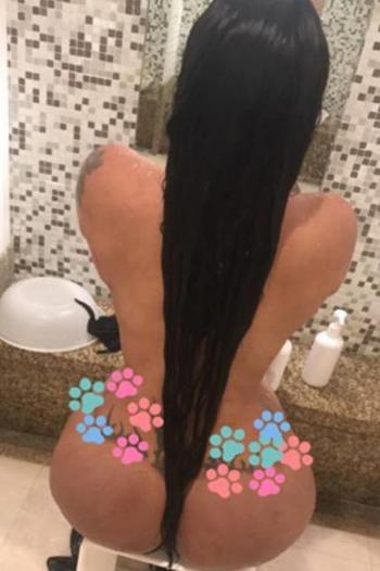 (306) 992 - 7051, 26 Mixed female escort, Regina